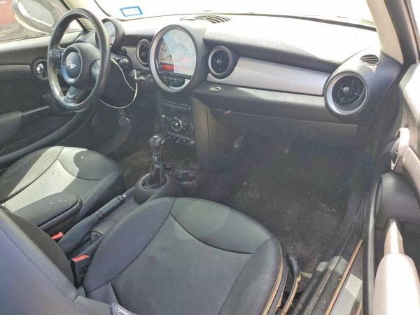 2013 MINI COOPER