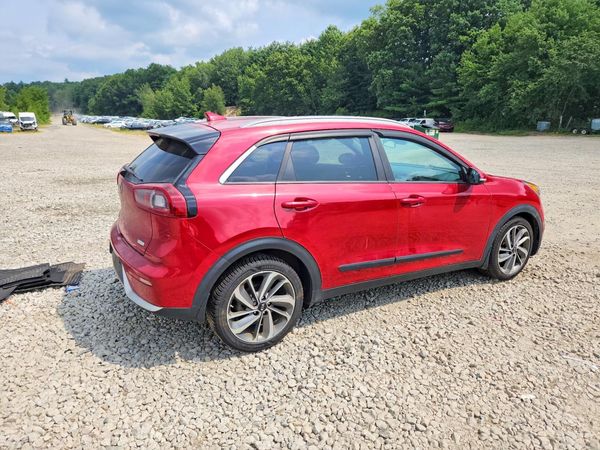 2017 KIA NIRO