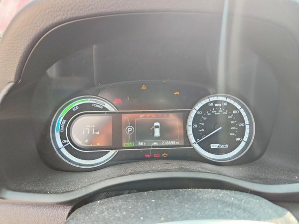2017 KIA NIRO