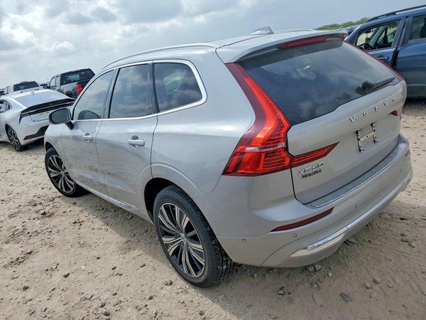2023 VOLVO XC60 Plus Bright