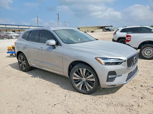 2023 VOLVO XC60 Plus Bright