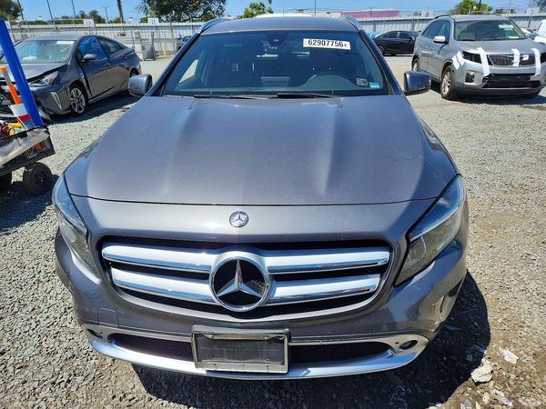 2016 MERCEDES-BENZ GLA GLA250