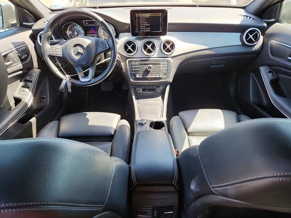 2016 MERCEDES-BENZ GLA GLA250