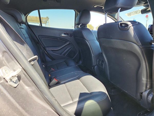 2016 MERCEDES-BENZ GLA GLA250