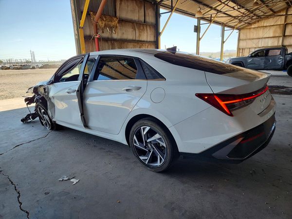 2025 HYUNDAI ELANTRA
