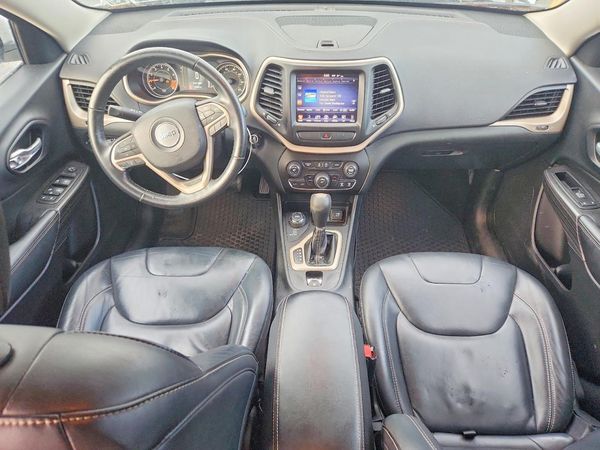2015 JEEP CHEROKEE LATITUDE 4X4