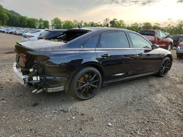 2023 AUDI A8