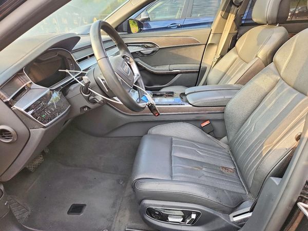 2023 AUDI A8
