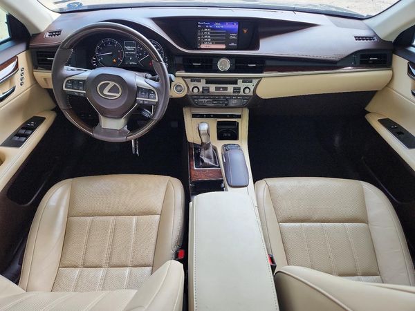 2017 LEXUS ES 350
