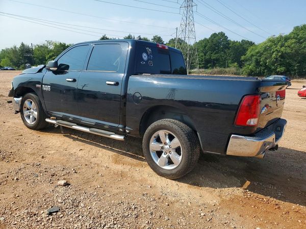 2013 RAM 1500 SLT