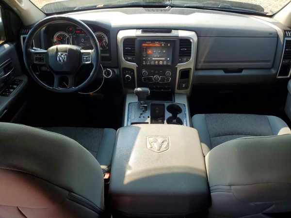 2013 RAM 1500 SLT
