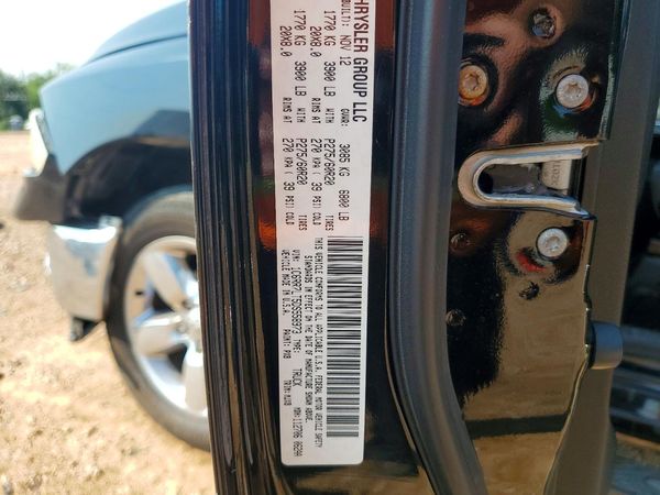 2013 RAM 1500 SLT