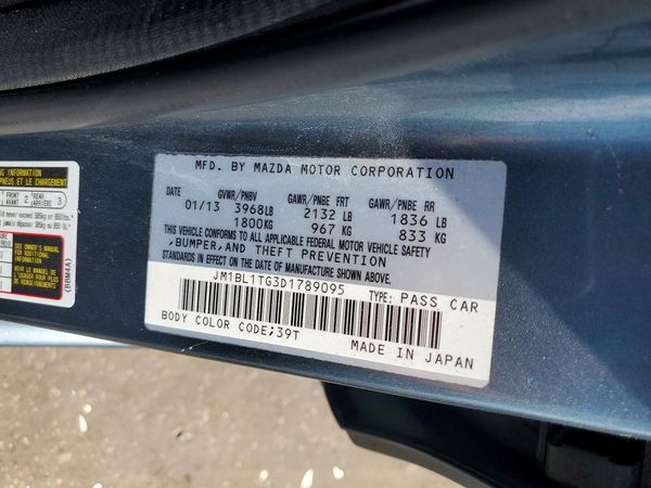 2013 MAZDA 3 SV/Base