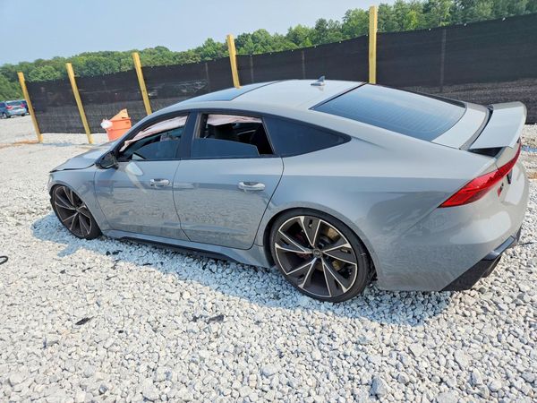 2022 AUDI RS7
