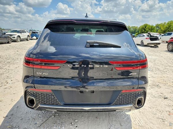 2024 GENESIS GV70