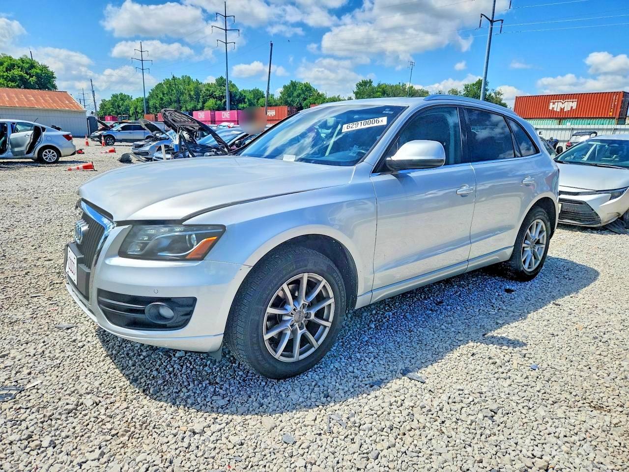 2012 AUDI Q5 Premium Plus