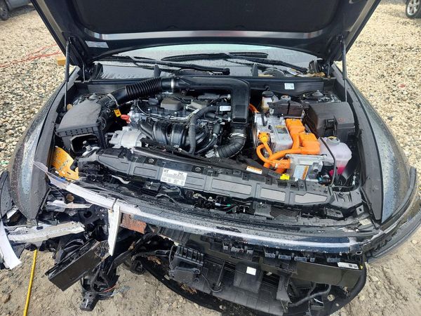 2026 HYUNDAI SONATA Limited — Engine bay