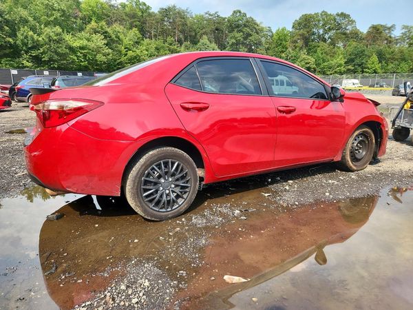 2017 TOYOTA COROLLA