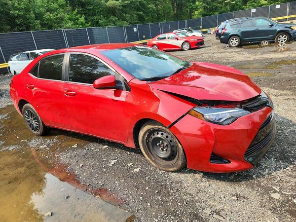2017 TOYOTA COROLLA