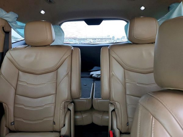 2020 CADILLAC XT6
