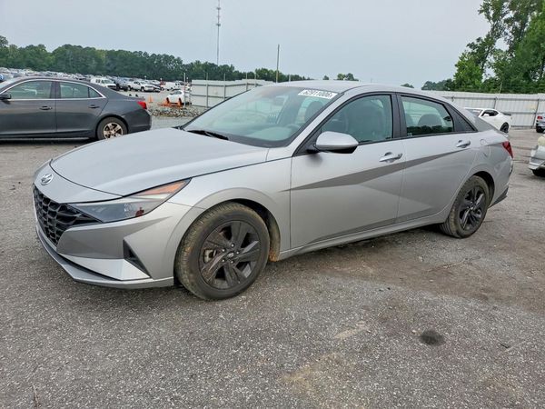 2021 HYUNDAI ELANTRA SEL w/ Convenience Pkg
