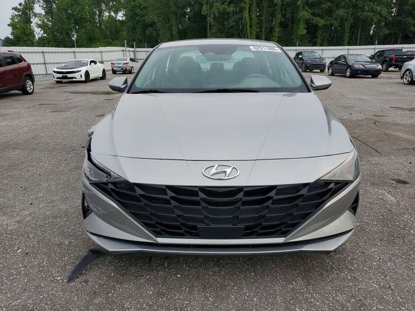2021 HYUNDAI ELANTRA SEL w/ Convenience Pkg