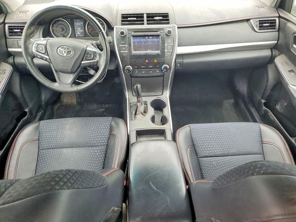 2015 TOYOTA CAMRY
