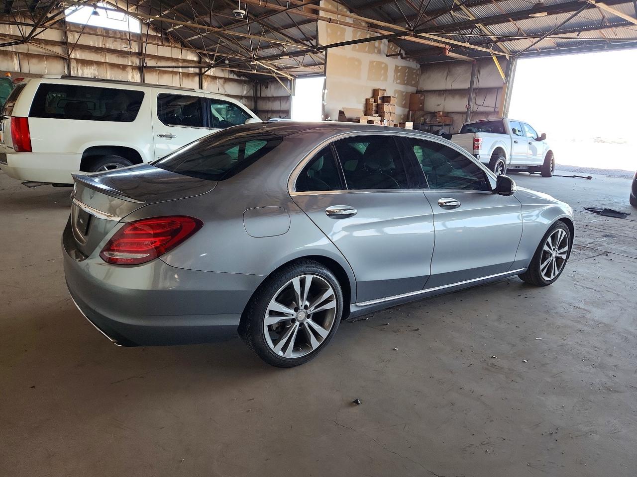 2015 MERCEDES-BENZ C Base