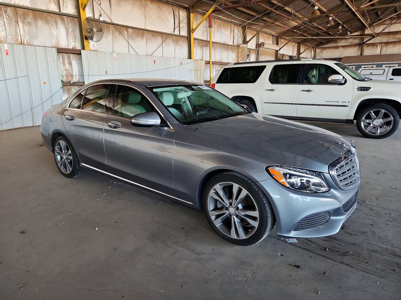 2015 MERCEDES-BENZ C Base