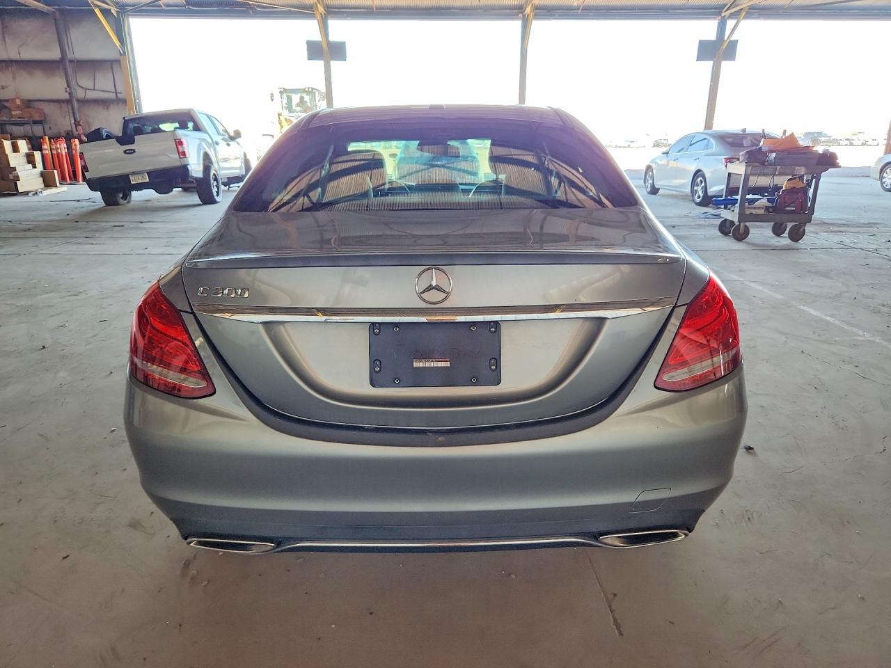 2015 MERCEDES-BENZ C Base