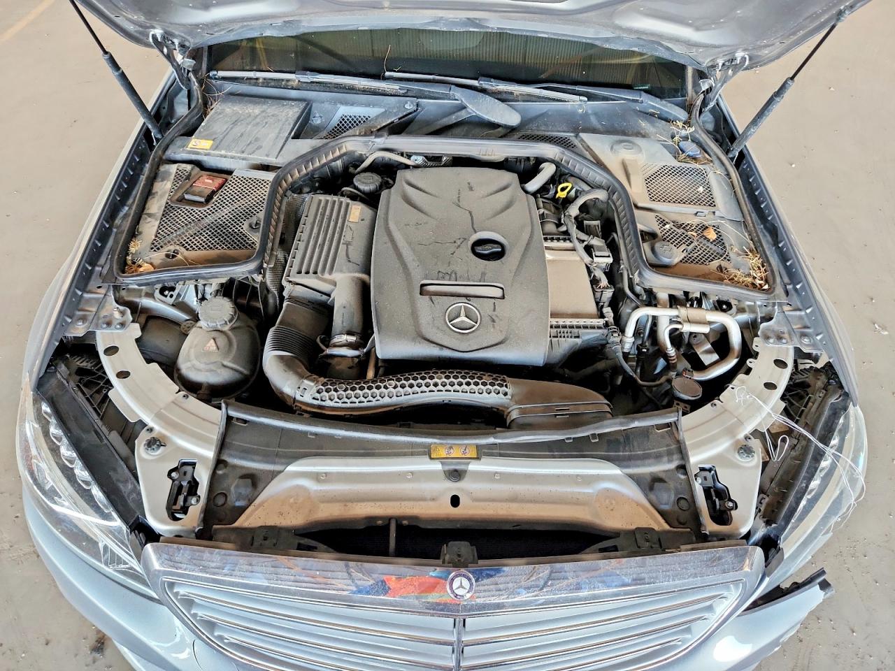 2015 MERCEDES-BENZ C Base
