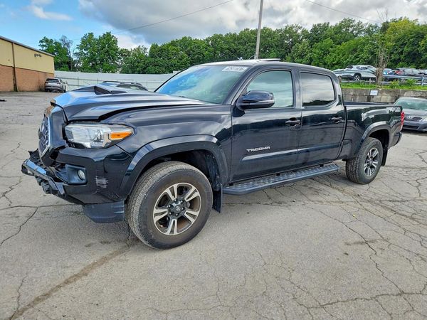2019 TOYOTA TACOMA SR5
