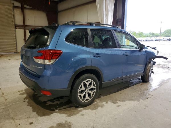 2024 SUBARU FORESTER