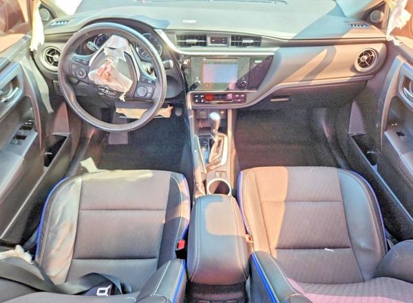 2017 TOYOTA COROLLA