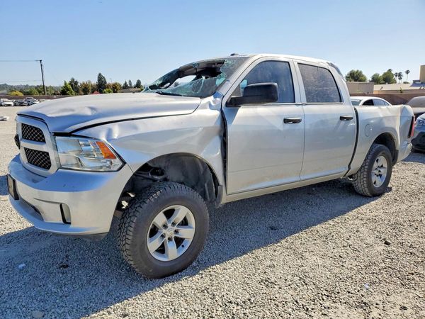 2014 RAM 1500 ST