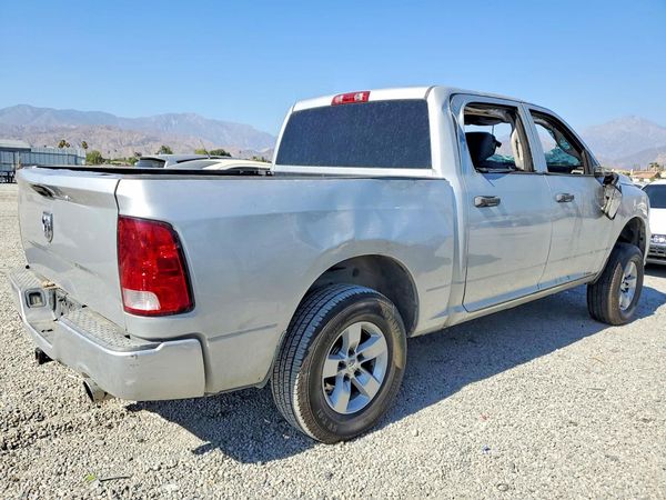 2014 RAM 1500 ST