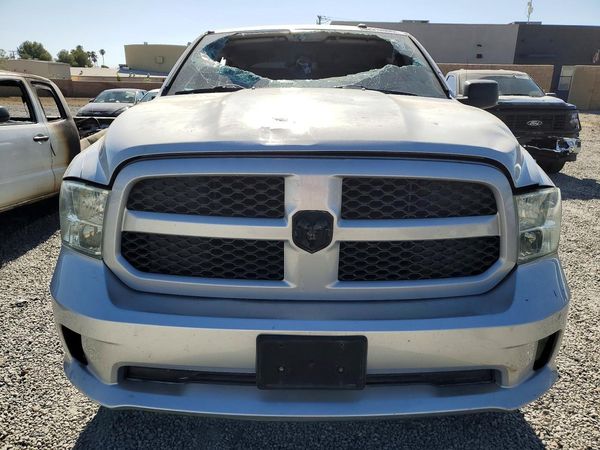 2014 RAM 1500 ST