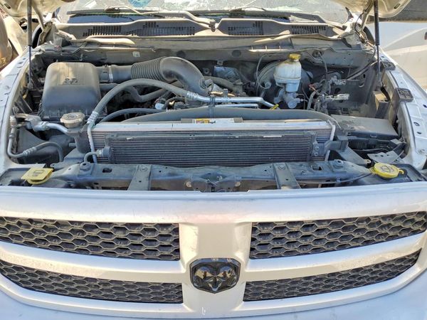 2014 RAM 1500 ST