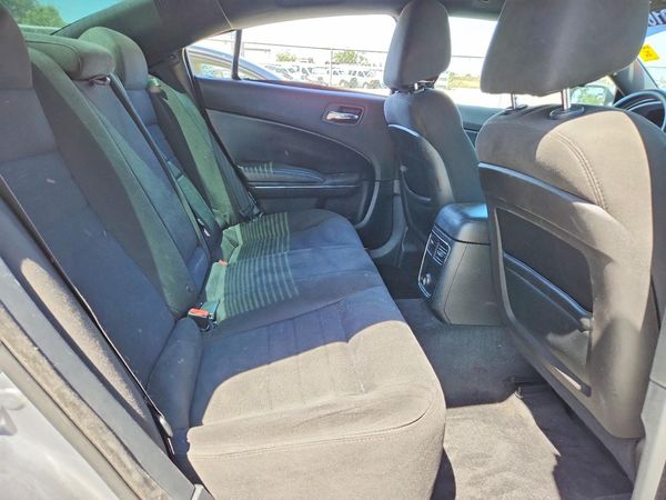 2013 DODGE CHARGER SE RWD