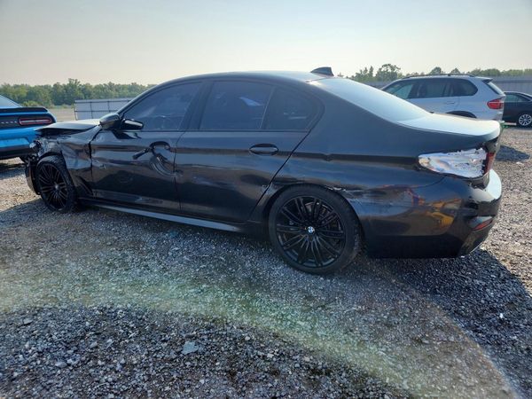 2020 BMW 530
