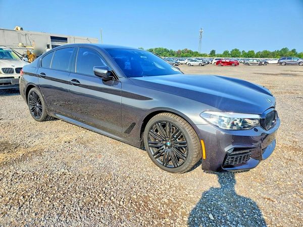 2020 BMW 530