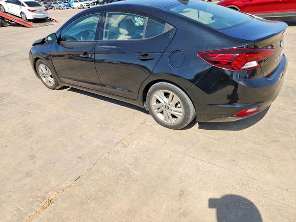 2019 HYUNDAI ELANTRA