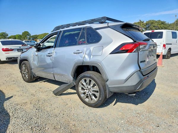 2021 TOYOTA RAV4 XLE Premium — DSRA