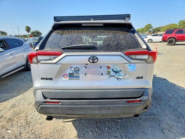 2021 TOYOTA RAV4 XLE Premium — DIRR