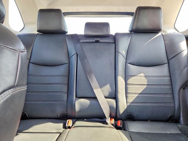 2021 TOYOTA RAV4 XLE Premium — SUVN