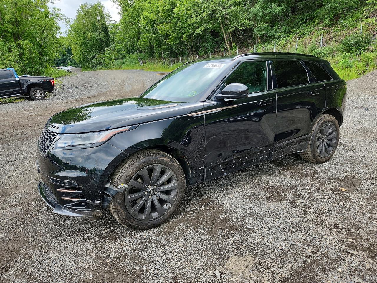 2018 LAND ROVER RANGE ROVER VELAR R-Dynamic SE