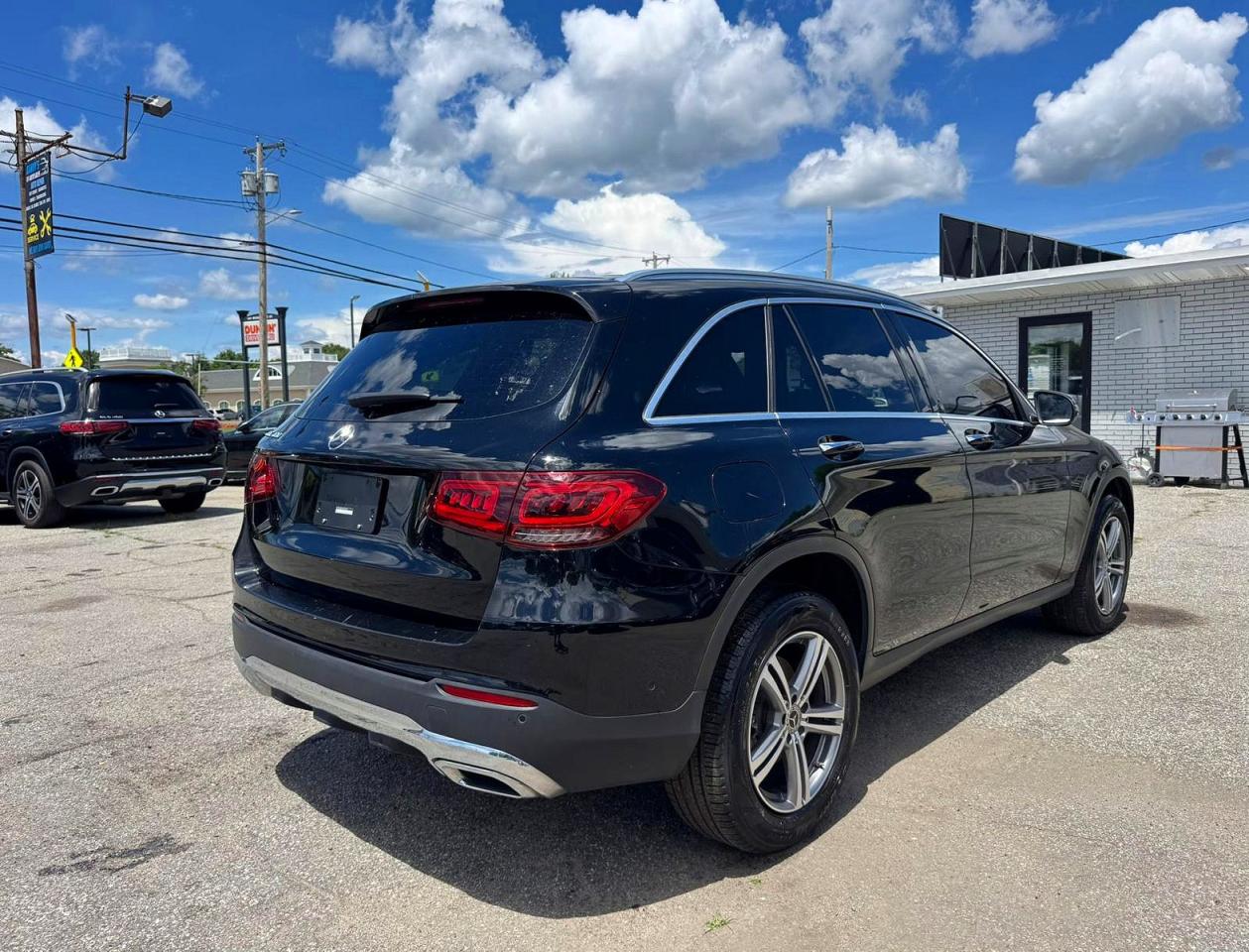 2022 MERCEDES-BENZ GLC