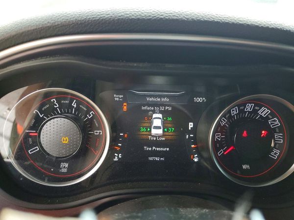 2018 DODGE CHALLENGER SXT