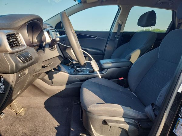 2018 KIA SORENTO L, LX