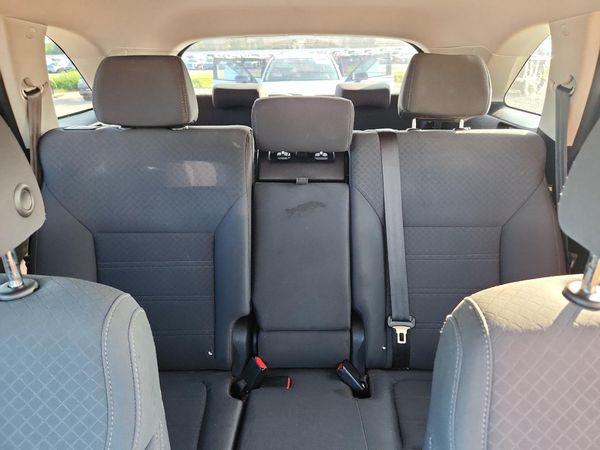 2018 KIA SORENTO L, LX